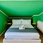 Catullo Loft Near Verona דירה *