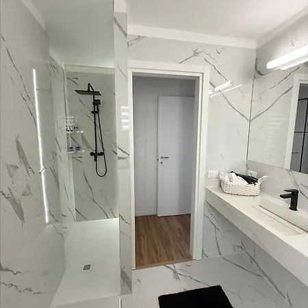 Catullo Loft Near Verona Dossobuono