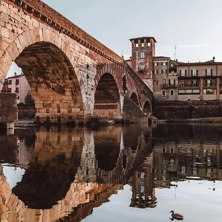 Catullo Loft Near Verona